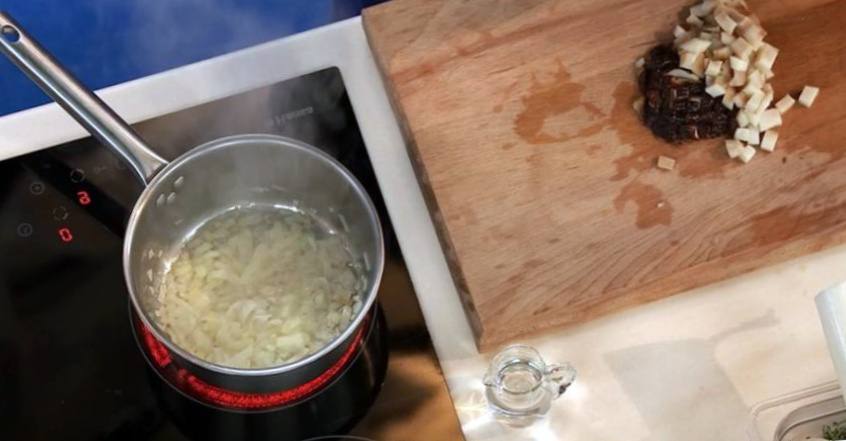 Рецепт Осетрина гриль с цветной капустой и водка-соусом шаг-1