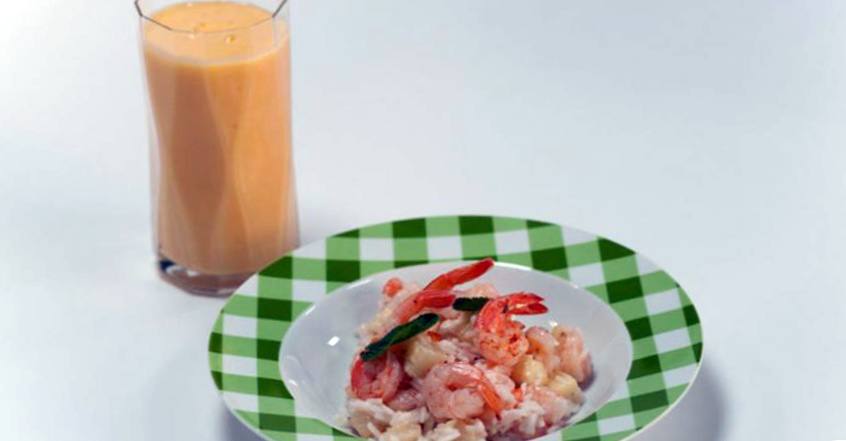 Рецепт Рис на кокосовом молоке с креветками и ананасом  шаг-4