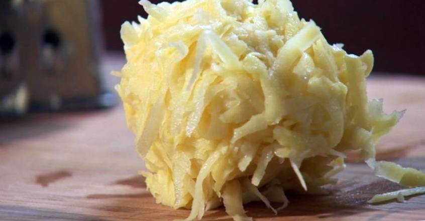 Рецепт Треска в картофельной панировке с соусом тартар  шаг-2