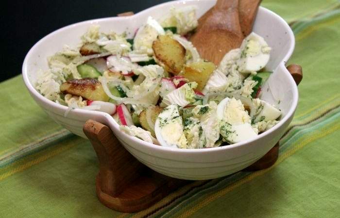Рецепт Овощной салат с жареным картофелем и пекинской капустой шаг-6