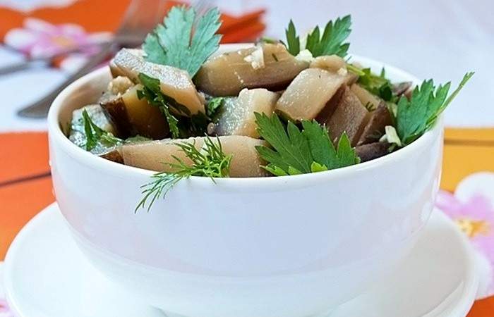 Рецепт Простой салат из баклажанов шаг-6