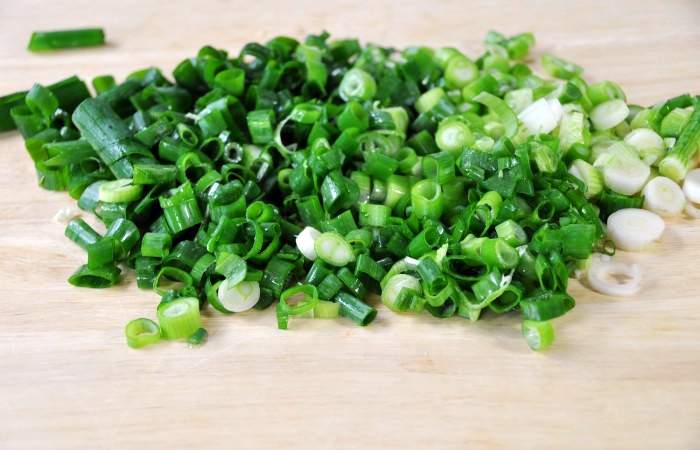 Рецепт Простой салат из пекинской капусты  шаг-2