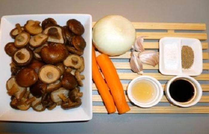 Рецепт Салат из грибов шиитаке шаг-1