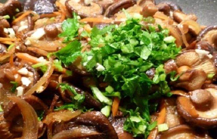 Рецепт Салат из грибов шиитаке  шаг-4
