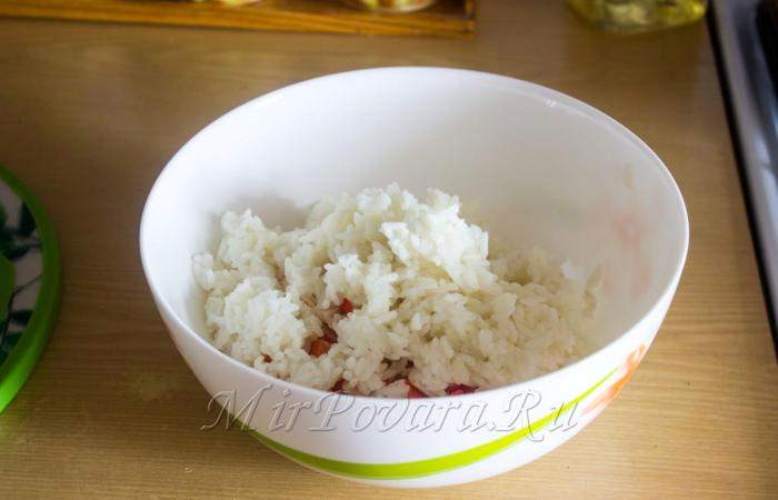 Рецепт Салат из крабовых палочек с рисом  шаг-2