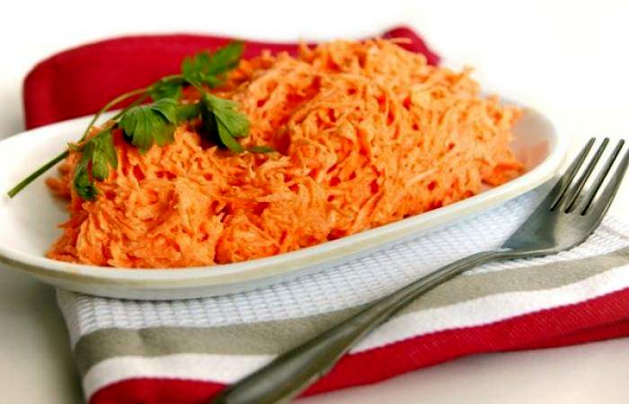 Рецепт Салат из моркови с чесноком Готовим Салаты Салат из моркови с чесноком