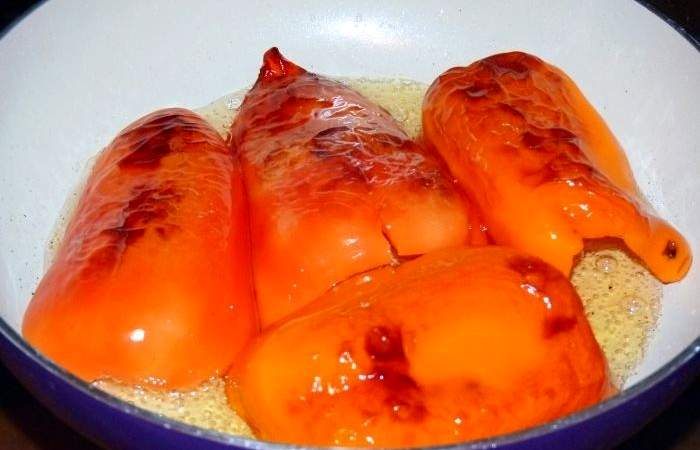 Рецепт Салат с фетой, помидорами и перцем  шаг-2