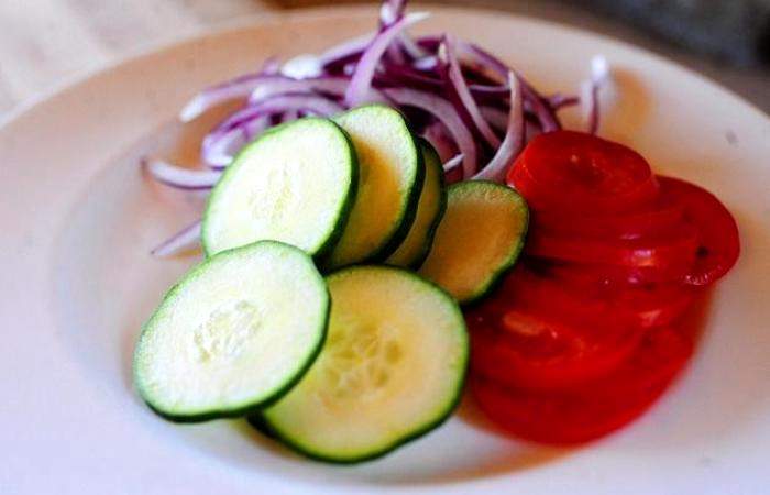 Рецепт Салат со стейком и овощами шаг-8