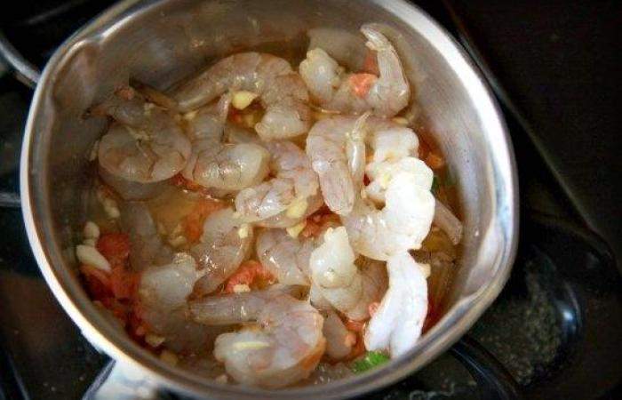 Рецепт Тайский салат из папайи и креветок шаг-1