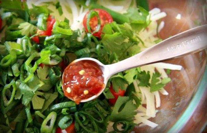 Рецепт Тайский салат из папайи и креветок шаг-7