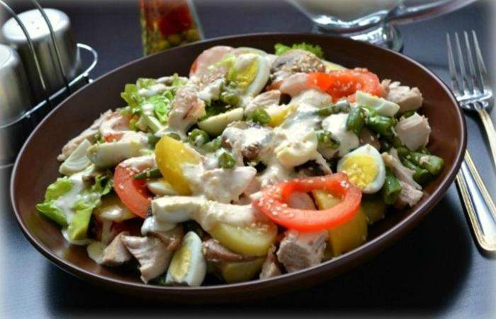 Рецепт Теплый овощной салат с курицей шаг-7