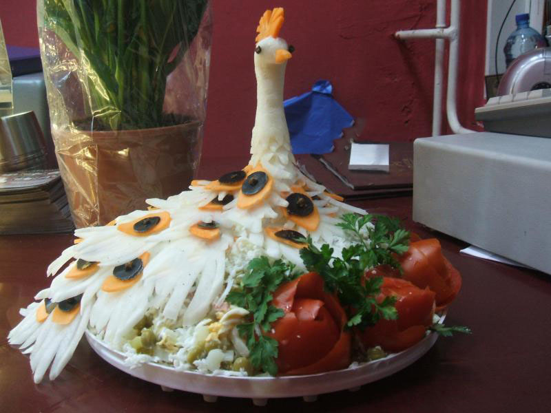 Салат павлиний хвост рецепт с фото с курицей