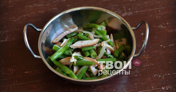 Рецепт Салат с курицей и стручковой фасолью Готовим Салаты Салат с курицей и стручковой фасолью