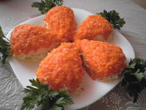 Рецепт Салат с куриным филе и грибами “Морковки” Готовим Салаты Салат с куриным филе и грибами “Морковки”