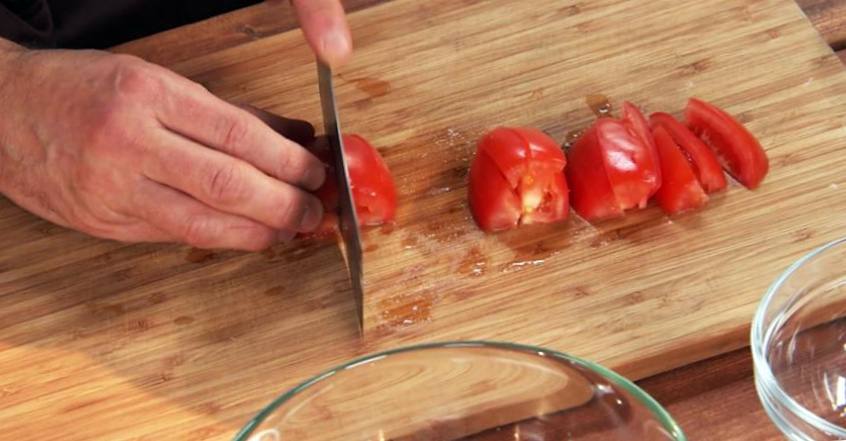 Рецепт Бирманский томатный салат шаг-3