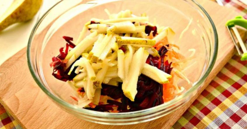 Рецепт Капустный салат с грушей и кунжутом  шаг-2