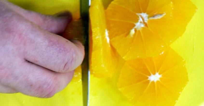 Рецепт Салат из авокадо и апельсина  шаг-2