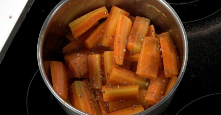Рецепт Салат из моркови с зирой шаг-1