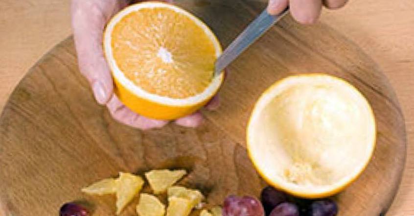 Рецепт Салат с глухарем в апельсинах шаг-1
