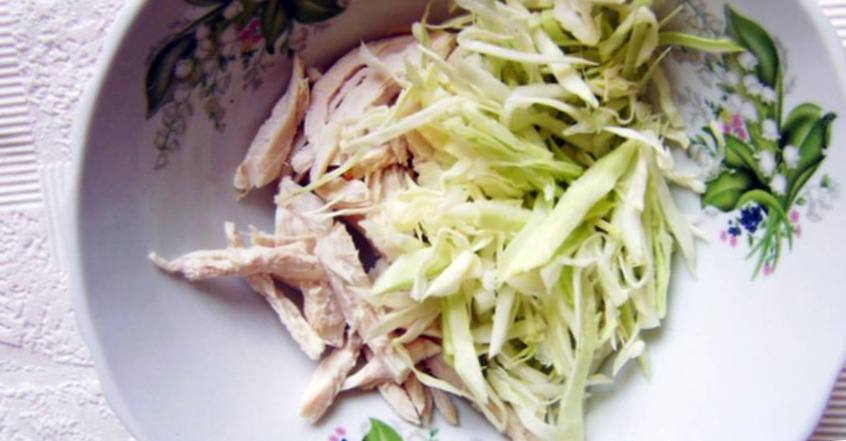 Рецепт Салат с курицей и имбирём  шаг-2
