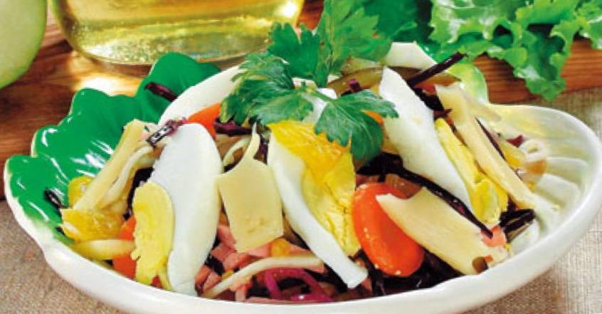Рецепт Зимний овощной салат шаг-1