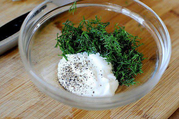 Рецепт Огуречный салат с соусом  шаг-4