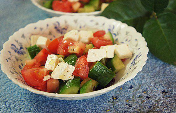 Рецепт Овощной салат с сыром фета  шаг-4