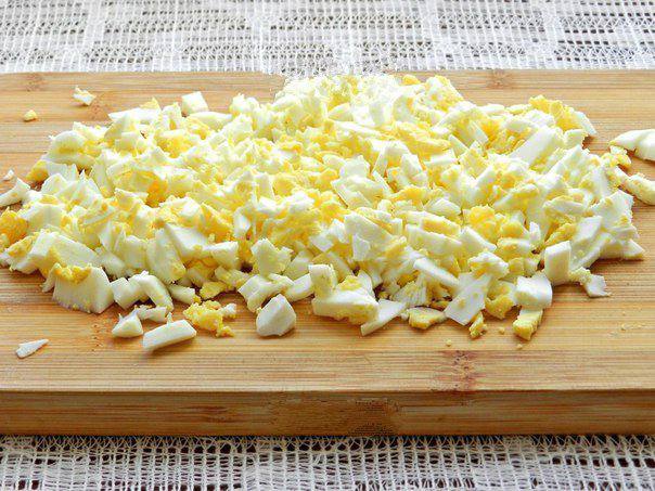 Рецепт Салат из стручковой фасоли с сыром шаг-1