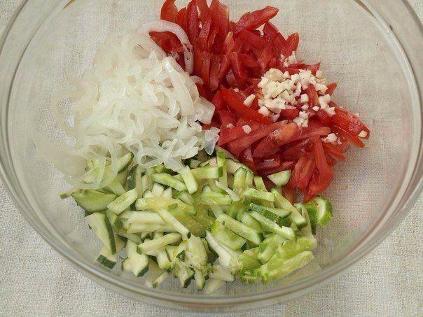 Рецепт Салат с говядиной и овощами  шаг-4