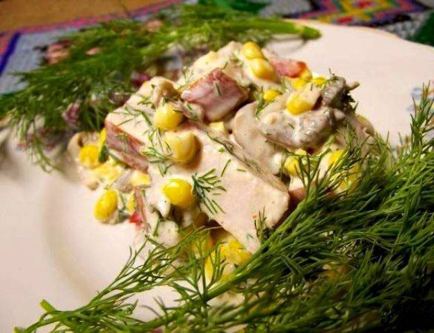 Рецепт Салат с копченой курицей и грибами Готовим Салаты Салат с копченой курицей и грибами