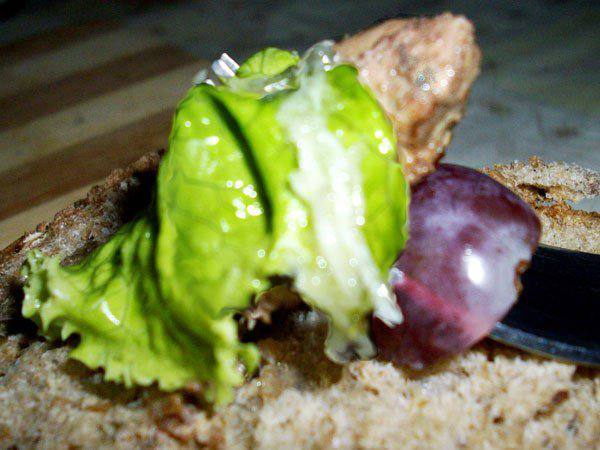 Рецепт Салат с печенью и виноградом шаг-5