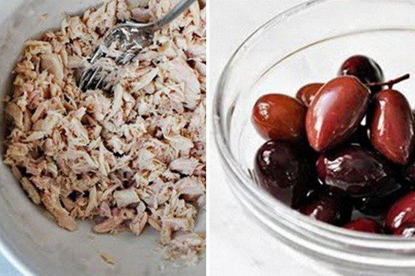 Рецепт Салат с тунцом и оливками шаг-1