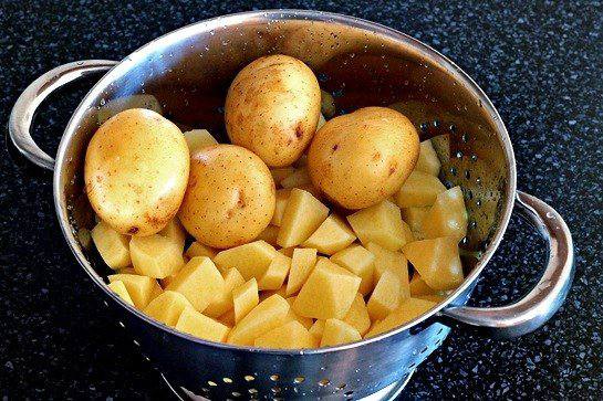 Рецепт Холодный суп-пюре из картофеля шаг-1