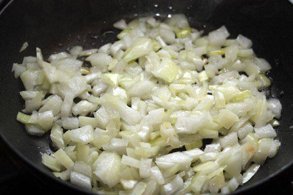 Рецепт Суп из белой рыбы с креветками  шаг-2