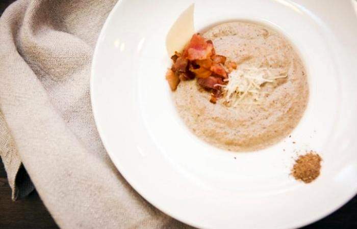 Рецепт Грибной крем-суп с шампиньонами шаг-10