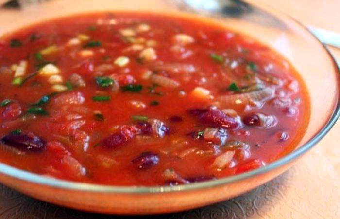 Рецепт Острый томатный суп с фасолью  шаг-4