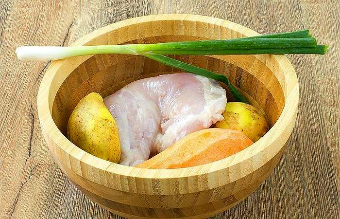 Рецепт Суп-пюре из курицы шаг-1