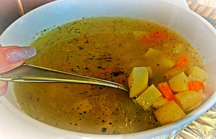 Рецепт Суп-пюре из плавленого сыра с овощами шаг-1