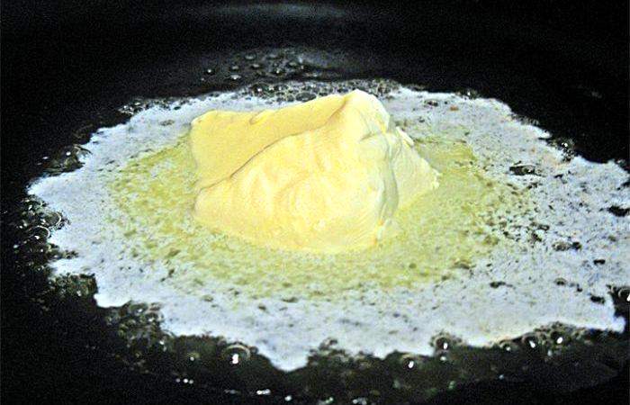 Рецепт Суп-пюре из плавленого сыра с овощами  шаг-2