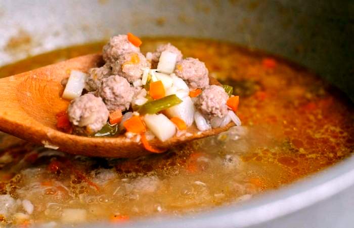 Рецепт Суп с фрикадельками из говядины шаг-14