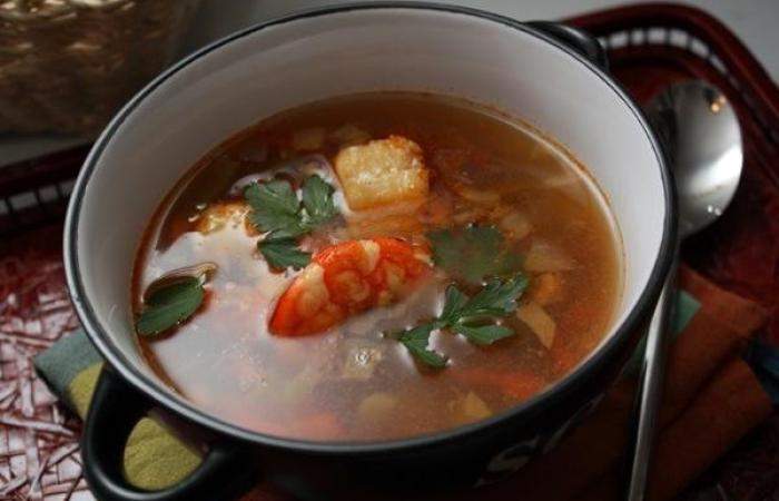 Рецепт Томатный рыбный суп с креветками шаг-9