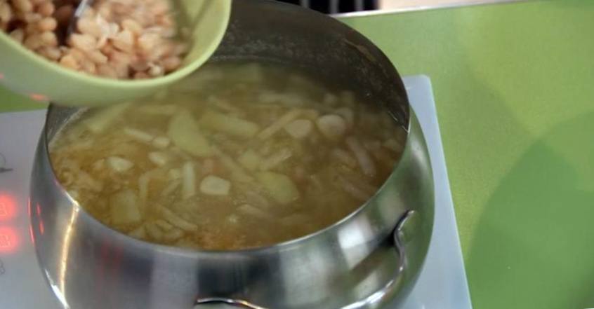 Рецепт Фасолевый суп-пюре с креветками  шаг-4