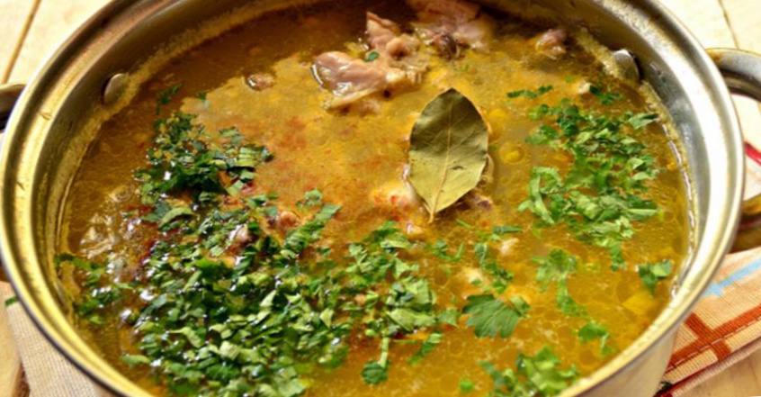 Рецепт Гороховый суп с курицей и сухариками шаг-6