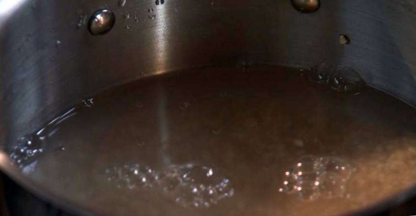 Рецепт Хлебный крем-суп с грудинкой и перловой крупой шаг-1