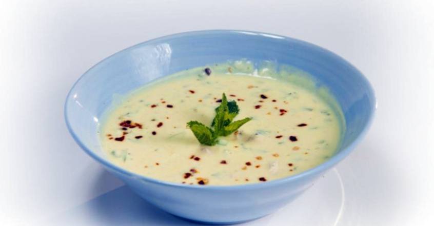 Рецепт Йогуртовый суп с куриным филе шаг-3