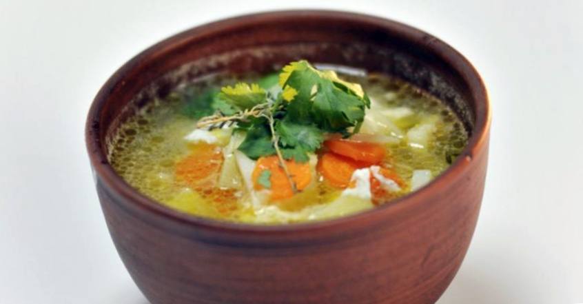 Рецепт Картофельный суп с фигурными овощами шаг-3