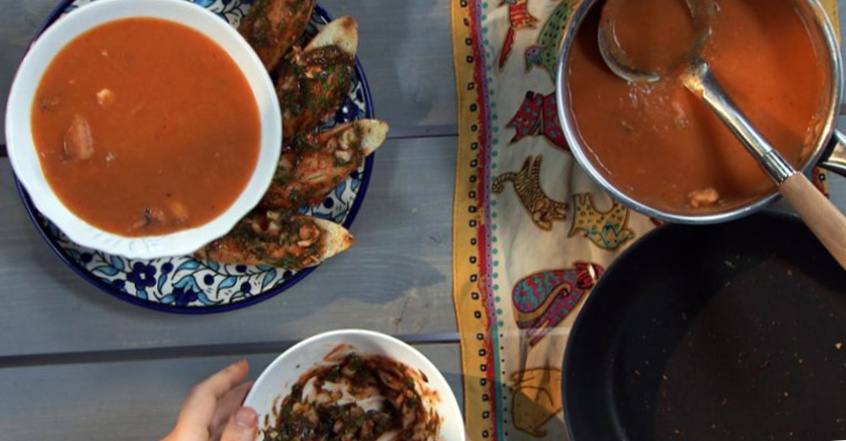 Рецепт Картофельно-томатный суп с морепродуктами шаг-3