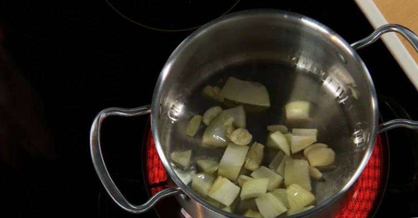 Рецепт Крем-суп из цветной капусты шаг-1