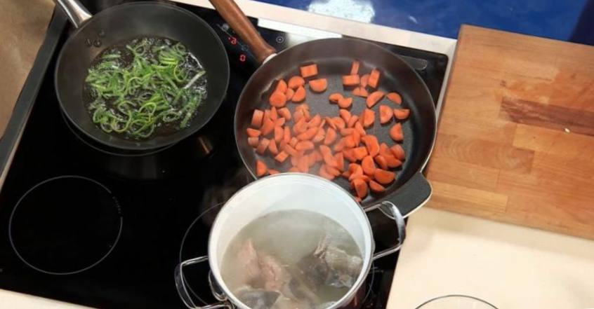 Рецепт Крем-суп из горбуши с овощами  шаг-2