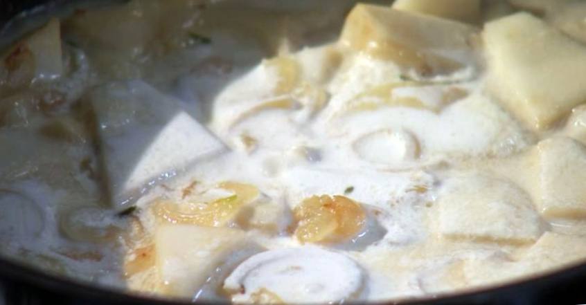 Рецепт Крем-суп с чипсами из сельдерея шаг-3